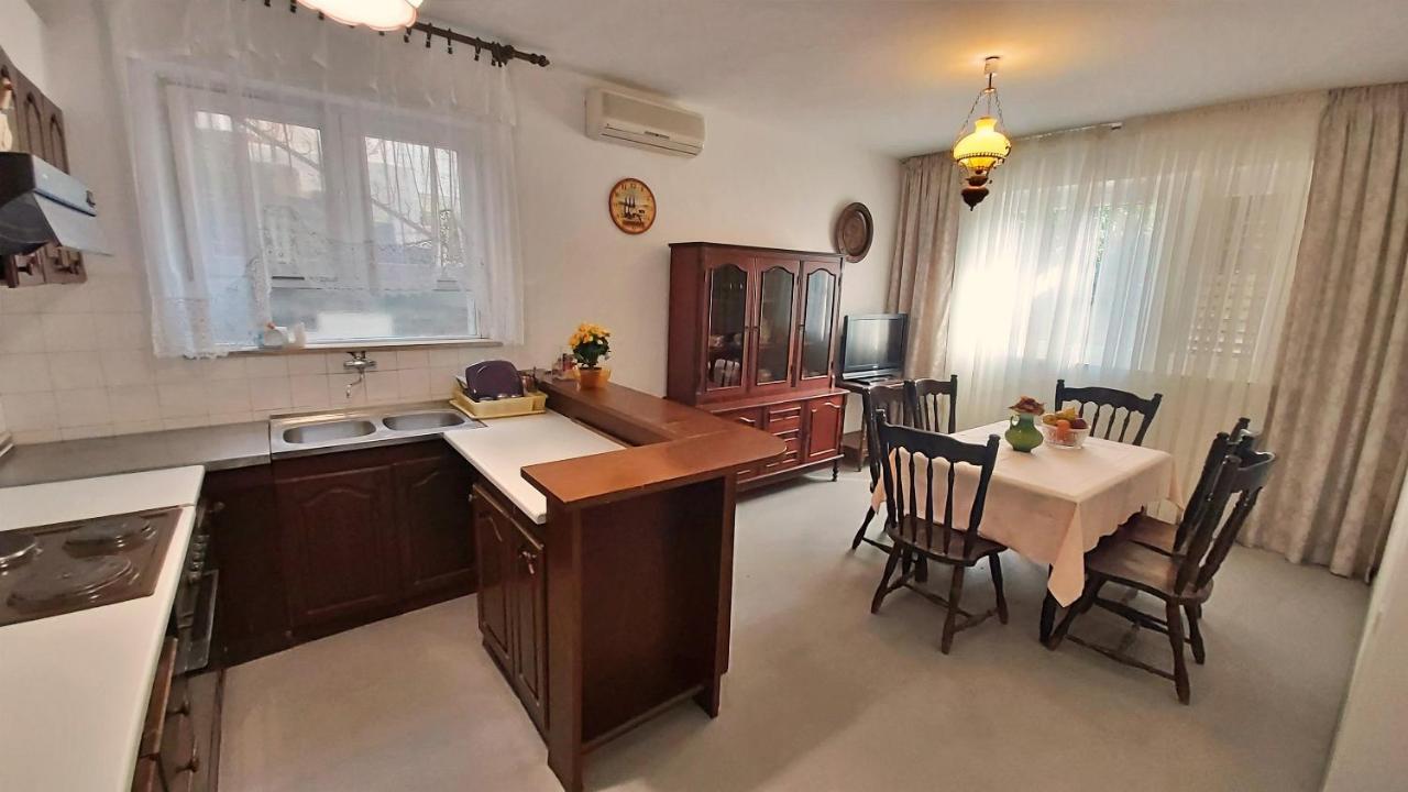 Apartment Cedo Omiš Extérieur photo