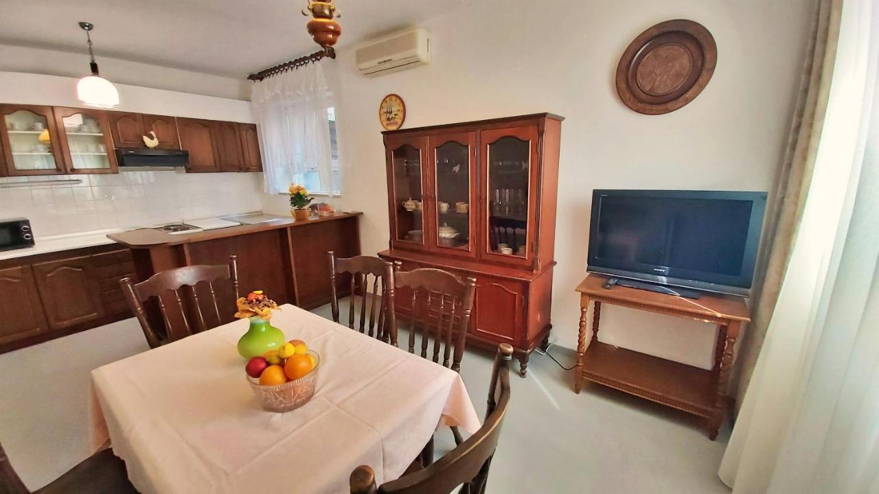 Apartment Cedo Omiš Extérieur photo